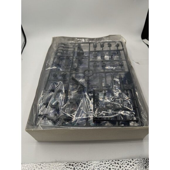 Bandai Patlabor Brocken 1/60 FIGURE. Open Box, Packaging Is SEALED. *Box Damage* - Picture 9 of 15